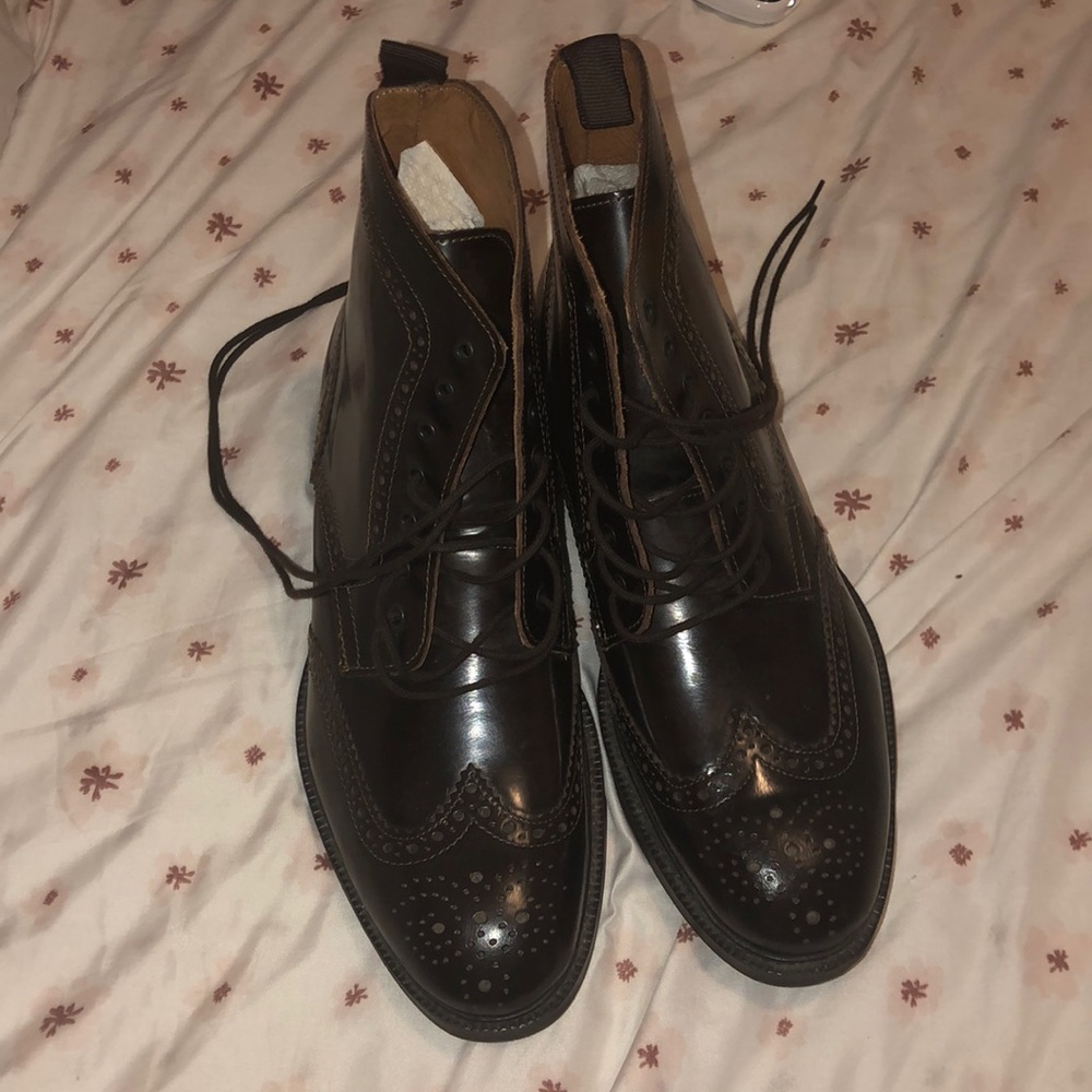 Brand new brown leather oxford high tops